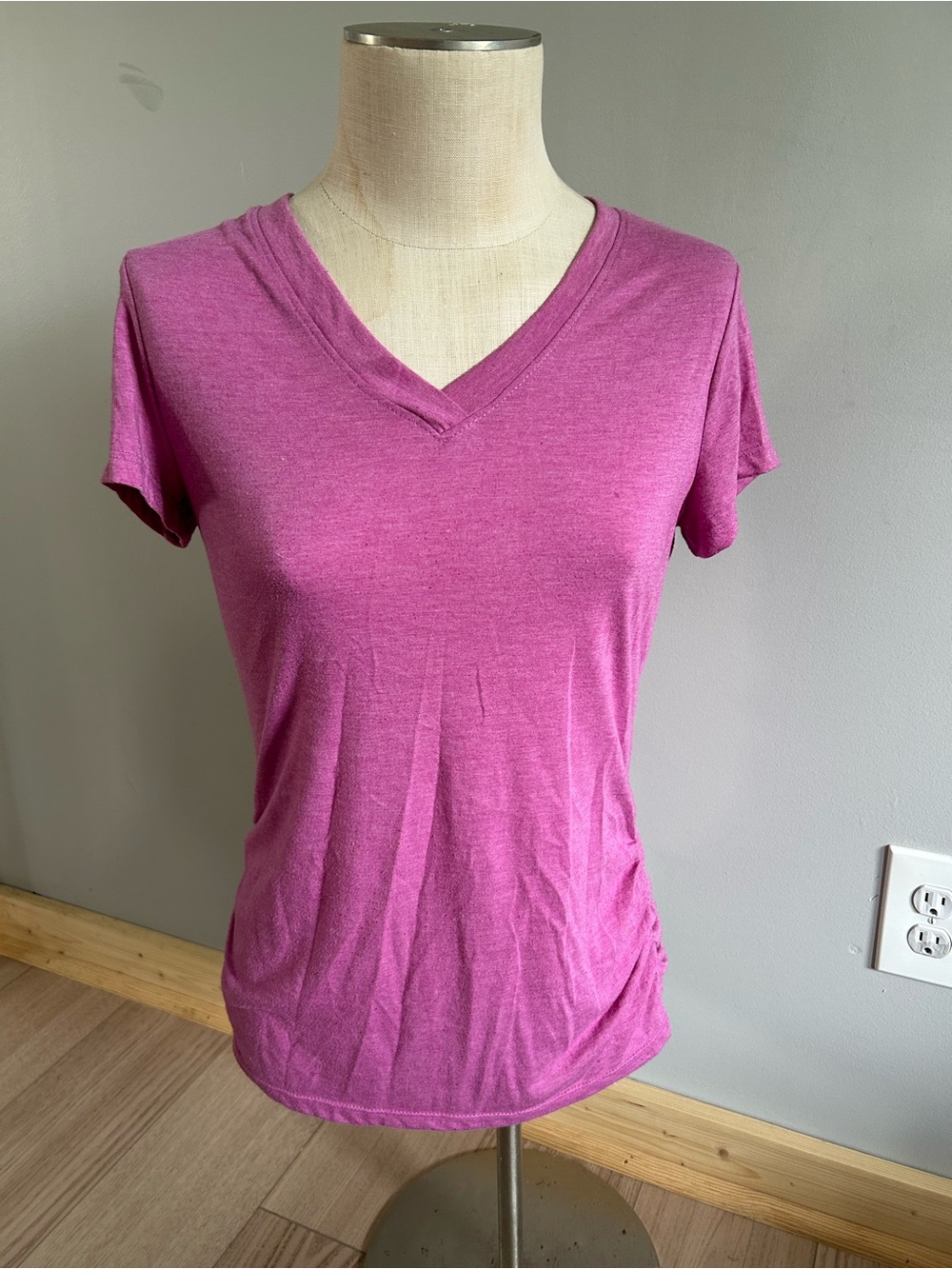 Athletic Works Women’s V-Neck Tee in Magenta Pink